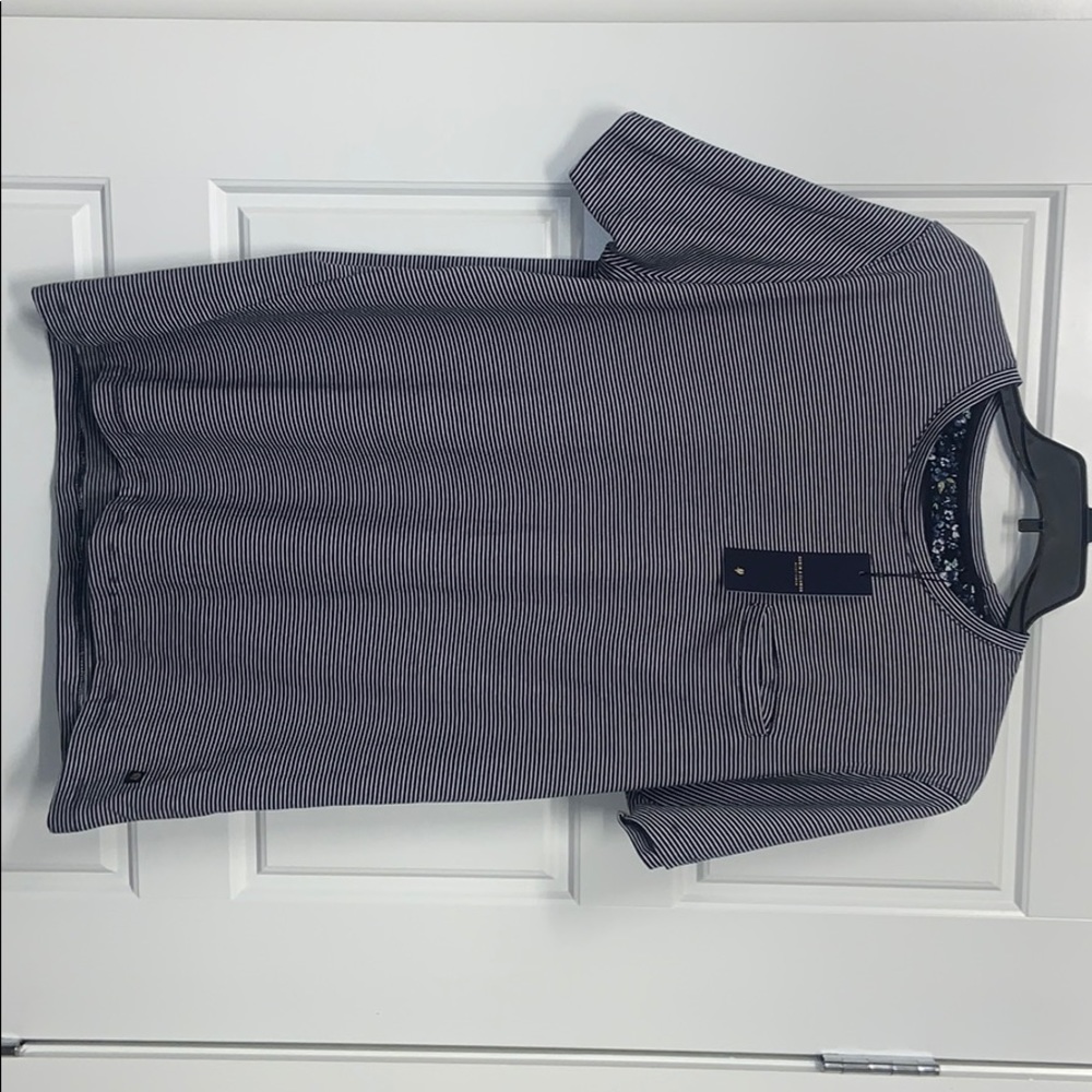 Denim & Flower striped pocket Tee